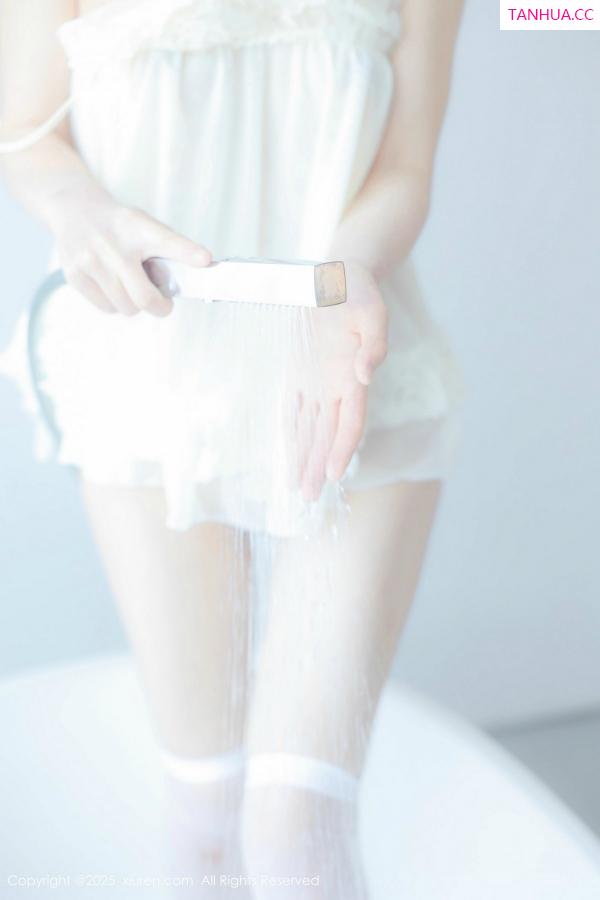   [XiuRen]高清写真图 2025.02.07 No.9851 桃妖夭 丝袜美腿第57张图片